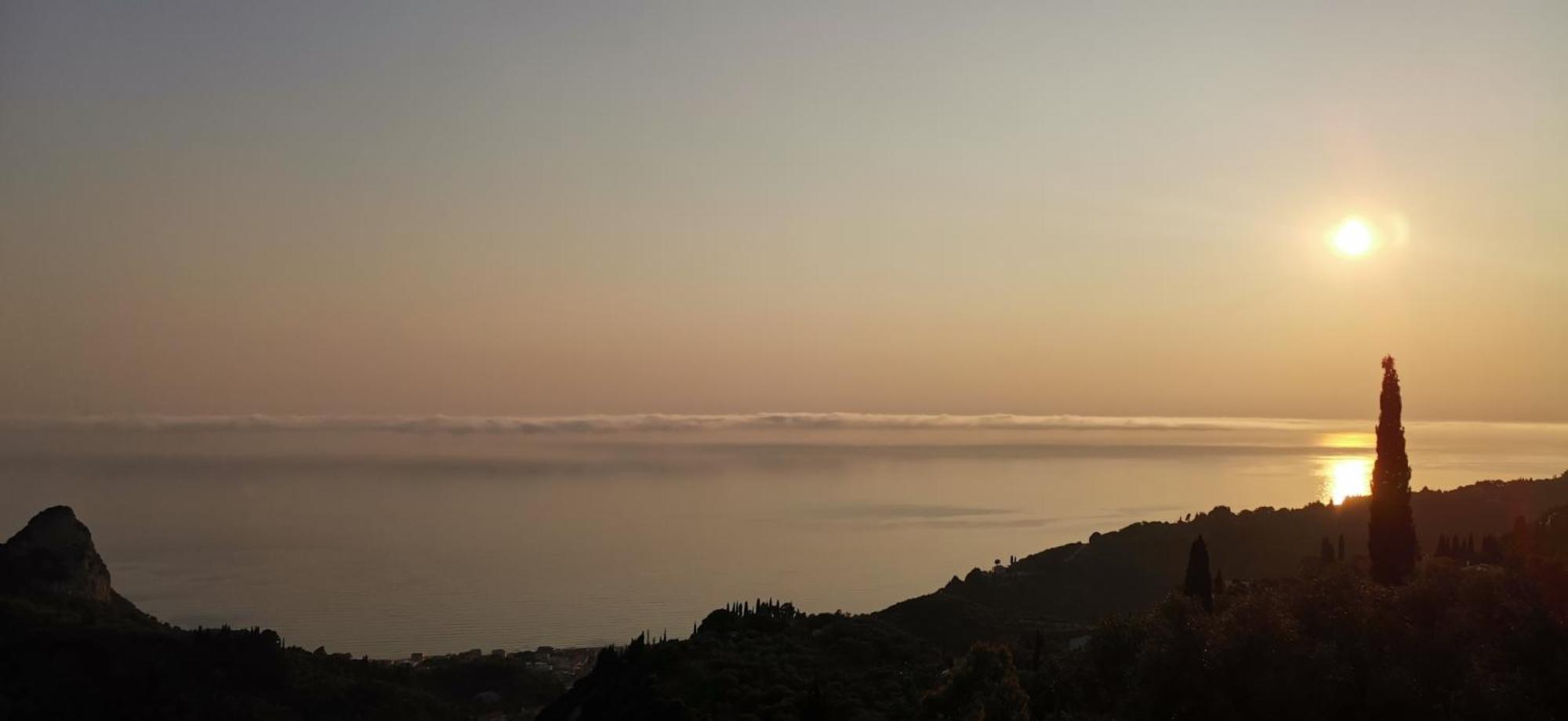 Horizon Apartments Agios Gordios  Bagian luar foto